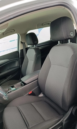 Opel Insignia cena 68900 przebieg: 117000, rok produkcji 2019 z Chełm małe 667